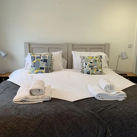 Sailaway At The Bay Filey, Sleeps 8-10, Pet-free