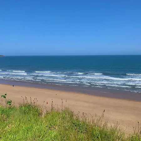 Sailaway At The Bay Filey, Sleeps 8-10, Pet-free
