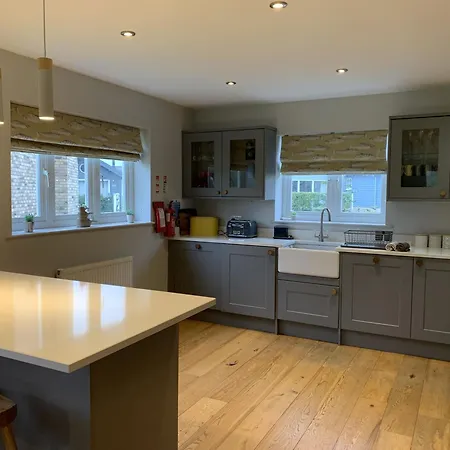 Sailaway At The Bay Filey, Sleeps 8-10, Pet-free Filey