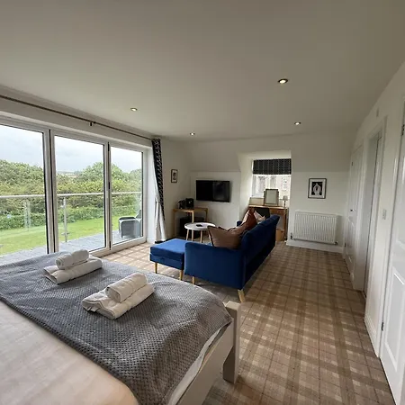 Sailaway At The Bay Filey, Sleeps 8-10, Pet-free Vakantiehuis Filey