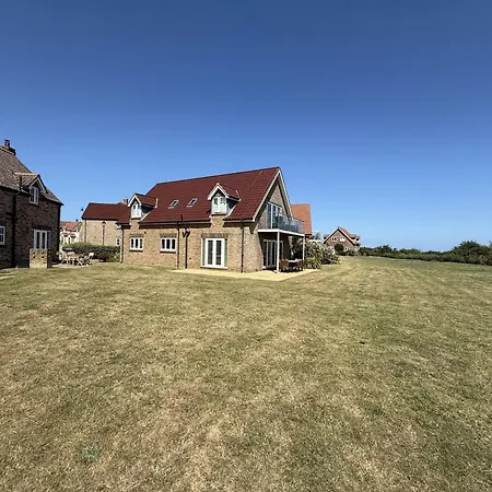Sailaway At The Bay Filey, Sleeps 8-10, Pet-free *
